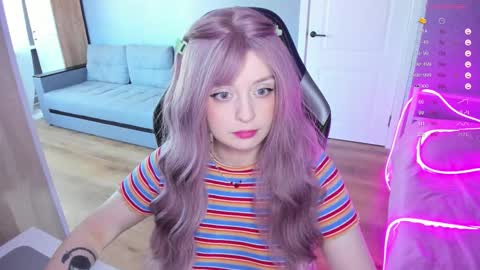 Snapshot of exhoneyangel chatting on 09.11.25 Amy online show from 09.11.25