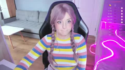 Snapshot of exhoneyangel chatting on 09.24.25 Amy online show from 09.24.25