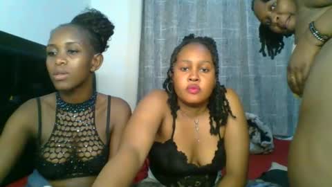 exotic_cutiee online show from 04.22.26