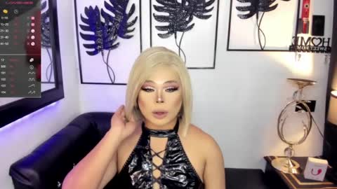 Snapshot of exotic_lindsay chatting on 05.20.26 Lindsay online show from 05.20.26