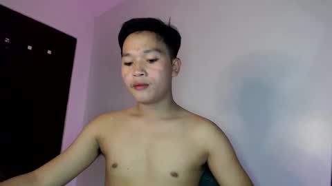 Snapshot of exotichugecock chatting on 12.06.24 Jan online show from 12.06.24