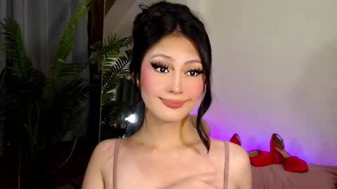 Snapshot of expensive_candyx chatting on 12.26.24 Candy  online show from 12.26.24