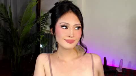 Snapshot of expensive_candyx chatting on 12.27.24 Candy  online show from 12.27.24