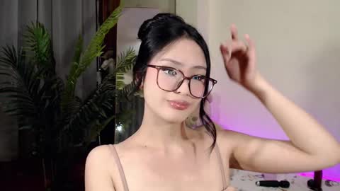 Snapshot of expensive_candyx chatting on 01.29.25 Candy  online show from 01.29.25