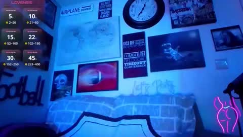Snapshot of explicitshaybaby chatting on 04.21.26 explicitshaybaby online show from 04.21.26