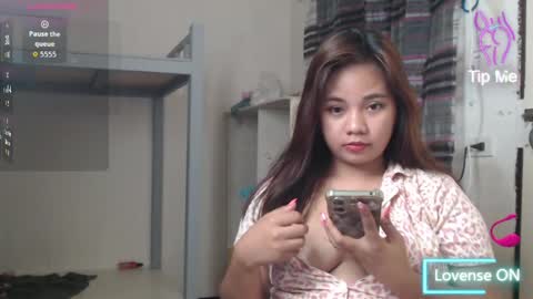 Snapshot of expnsivelj chatting on 04.01.26 expnsivelj online show from 04.01.26