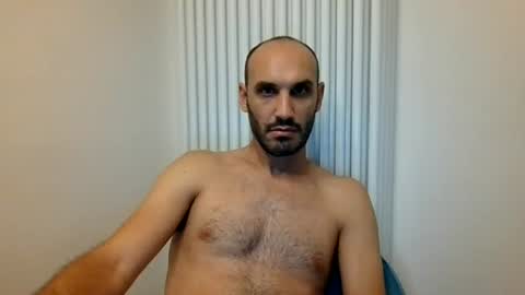 Snapshot of extr0 chatting on 07.31.26 Extro online show from 07.31.26