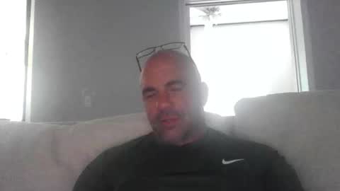 Snapshot of extremeathleteusa chatting on 11.01.25 extremeathleteusa online show from 11.01.25