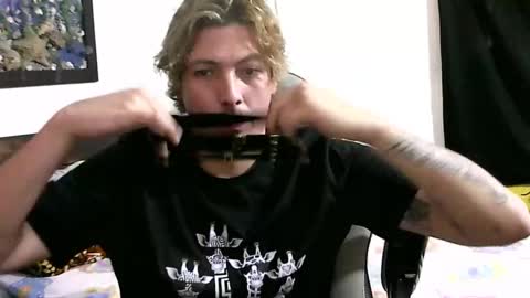 Snapshot of eyesgreenman chatting on 09.30.25 eyesgreenman online show from 09.30.25