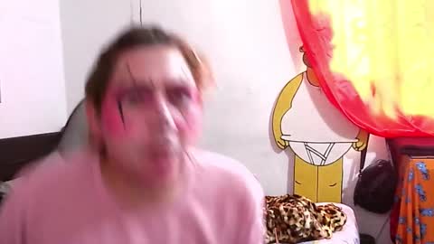 Snapshot of eyesgreenman chatting on 10.10.25 eyesgreenman online show from 10.10.25