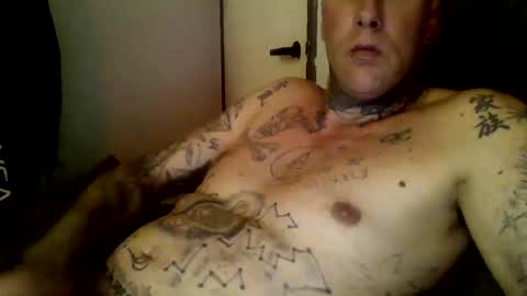 Snapshot of ezekielll1999 chatting on 04.11.26 ezekielll1999 online show from 04.11.26