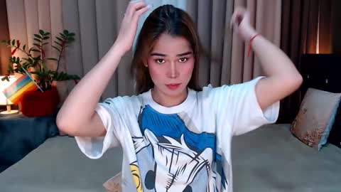 UR SWEET EZRA online show from 12.10.24