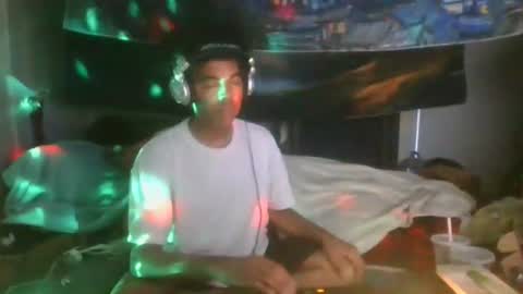 fadeyisteven32 online show from 06.15.26