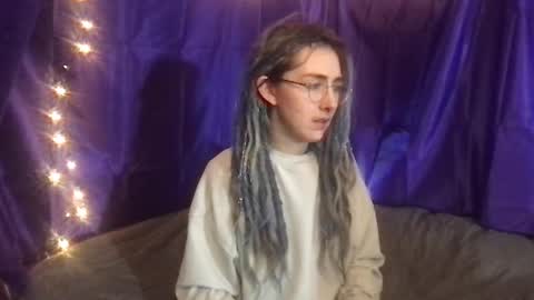 Snapshot of faexoxoxo chatting on 02.05.25 Fae online show from 02.05.25