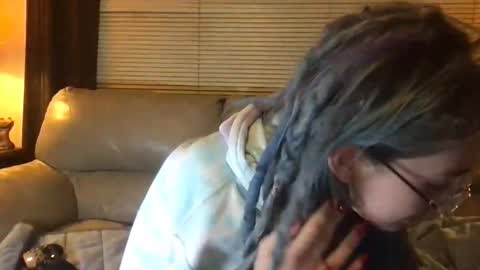 Snapshot of faexoxoxo chatting on 02.20.25 Fae online show from 02.20.25