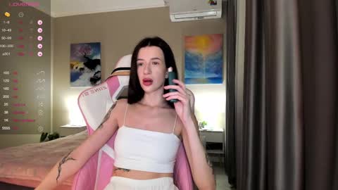 Bloom  online show from 01.08.25