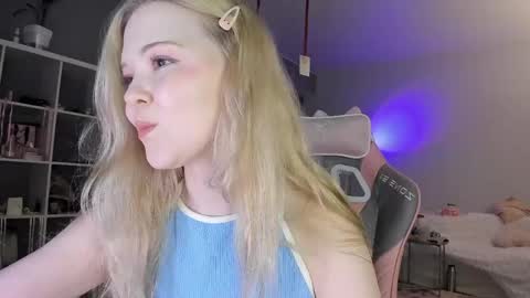 fairy_casey online show from 05.04.26