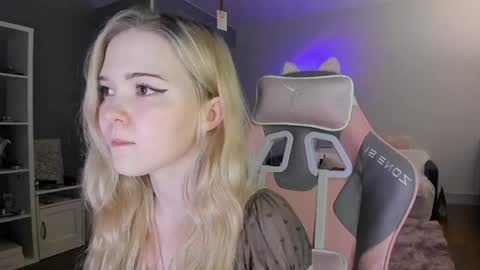 fairy_casey online show from 05.14.26