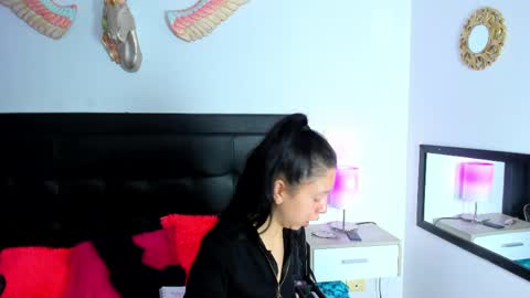 Natalye online show from 04.04.26