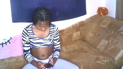 Snapshot of fairy_pearl chatting on 02.27.25 fairy_pearl online show from 02.27.25