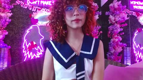 Snapshot of fairy_sweet_ chatting on 02.15.25 FAIRY online show from 02.15.25