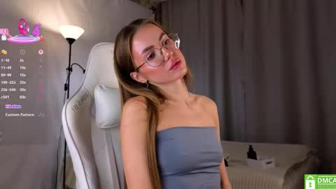 Snapshot of fairyfuckdust chatting on 09.28.25 fairyfuckdust online show from 09.28.25