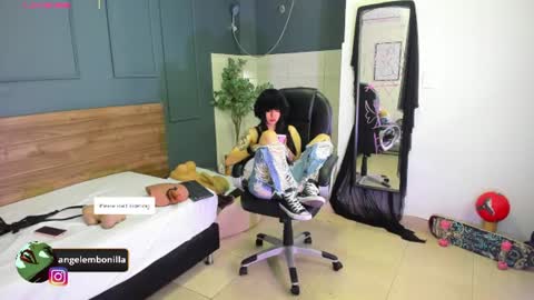 Megan    630  1330 -5 online show from 07.16.26