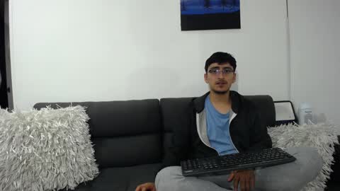 Snapshot of fallgays chatting on 12.02.24 FallGays online show from 12.02.24