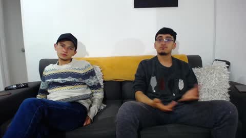 Snapshot of fallgays chatting on 12.24.24 FallGays online show from 12.24.24