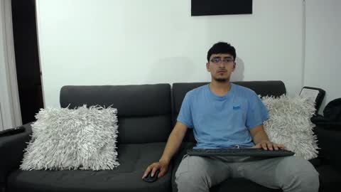 Snapshot of fallgays chatting on 12.31.24 FallGays online show from 12.31.24