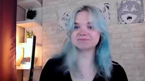 Bella online show from 10.25.25