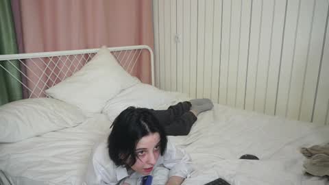 Mia online show from 12.11.24