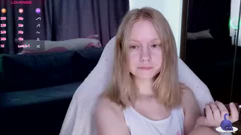 Snapshot of fantasymaria chatting on 06.27.26 my name is Masha online show from 06.27.26