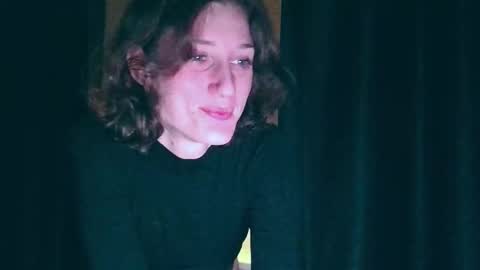 Snapshot of fapputa chatting on 10.22.25 Kira online show from 10.22.25