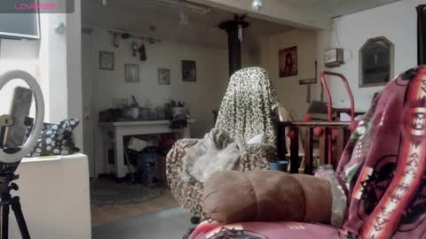 Scarlett online show from 03.31.26