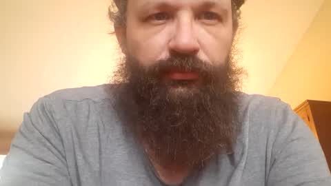 Snapshot of farm2boy chatting on 12.11.24 Farm2boy online show from 12.11.24