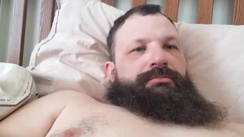 Snapshot of farm2boy chatting on 02.24.25 Farm2boy online show from 02.24.25