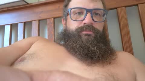 Snapshot of farm2boy chatting on 10.15.25 Farm2boy online show from 10.15.25