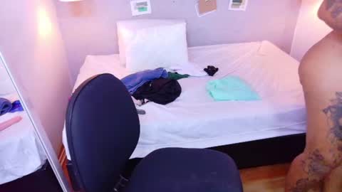 Snapshot of fat_naughtyass1 chatting on 07.15.26 fat_naughtyass1 online show from 07.15.26