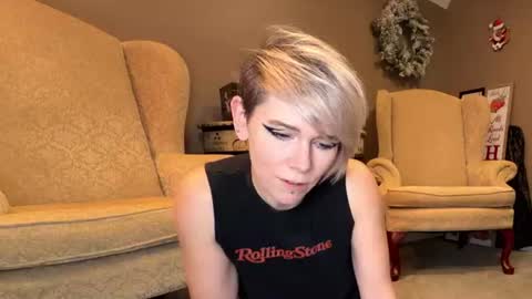 Snapshot of fatalgoth chatting on 07.03.26 Lily Waifu online show from 07.03.26