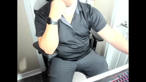 Snapshot of fatboi2slim938983 chatting on 06.13.26 fatboi2slim938983 online show from 06.13.26