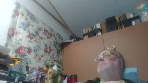 Snapshot of fatfreddythecat chatting on 05.16.26 Fred. online show from 05.16.26