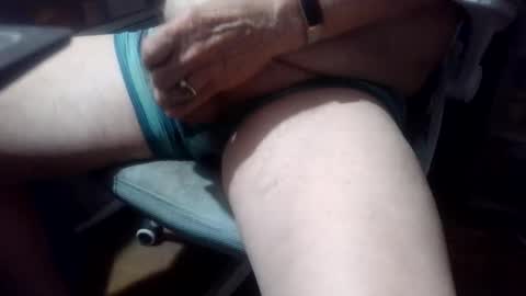 Snapshot of fatfreddythecat chatting on 06.05.26 Fred. online show from 06.05.26