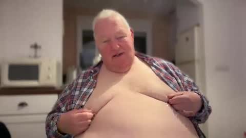 fatslutcutey online show from 12.25.24