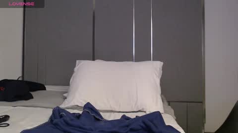 Snapshot of faustosaenz chatting on 12.11.24 FAUSTO online show from 12.11.24