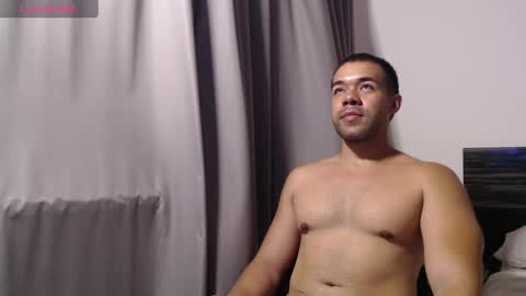 Snapshot of faustosaenz chatting on 03.05.25 FAUSTO online show from 03.05.25