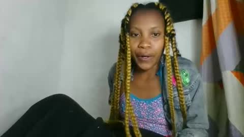 fayence09 online show from 10.03.25