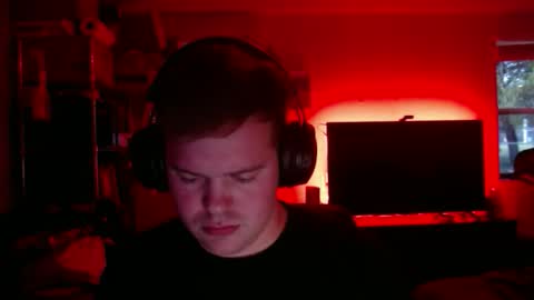 Chris online show from 06.08.26