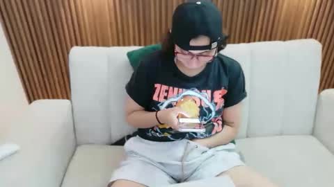 Snapshot of feelina_firesoul chatting on 06.11.26 Feelena online show from 06.11.26
