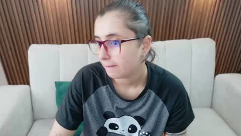 Snapshot of feelina_firesoul chatting on 07.29.26 Feelena online show from 07.29.26